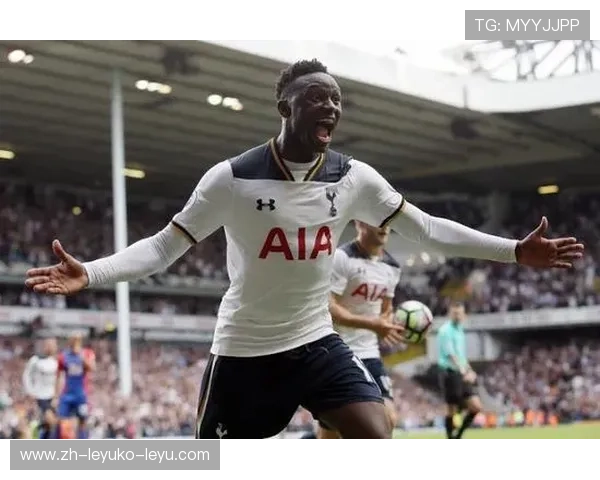 万亚马在英超的职业生涯回顾及关键比赛表现