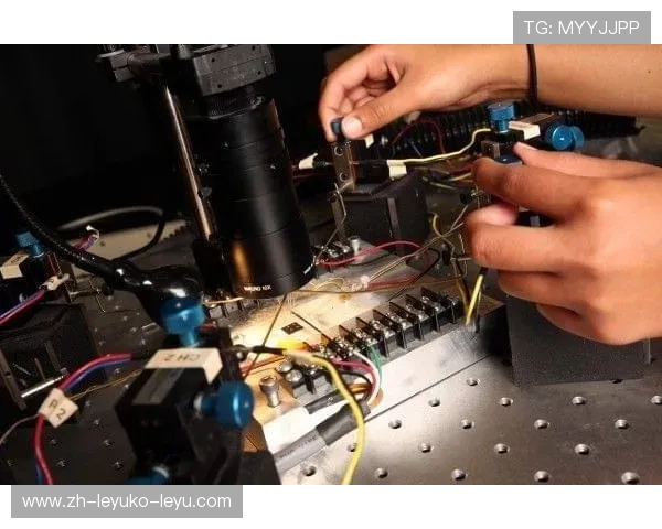 足球柔性电路技术推动可穿戴设备在足球训练中的普及